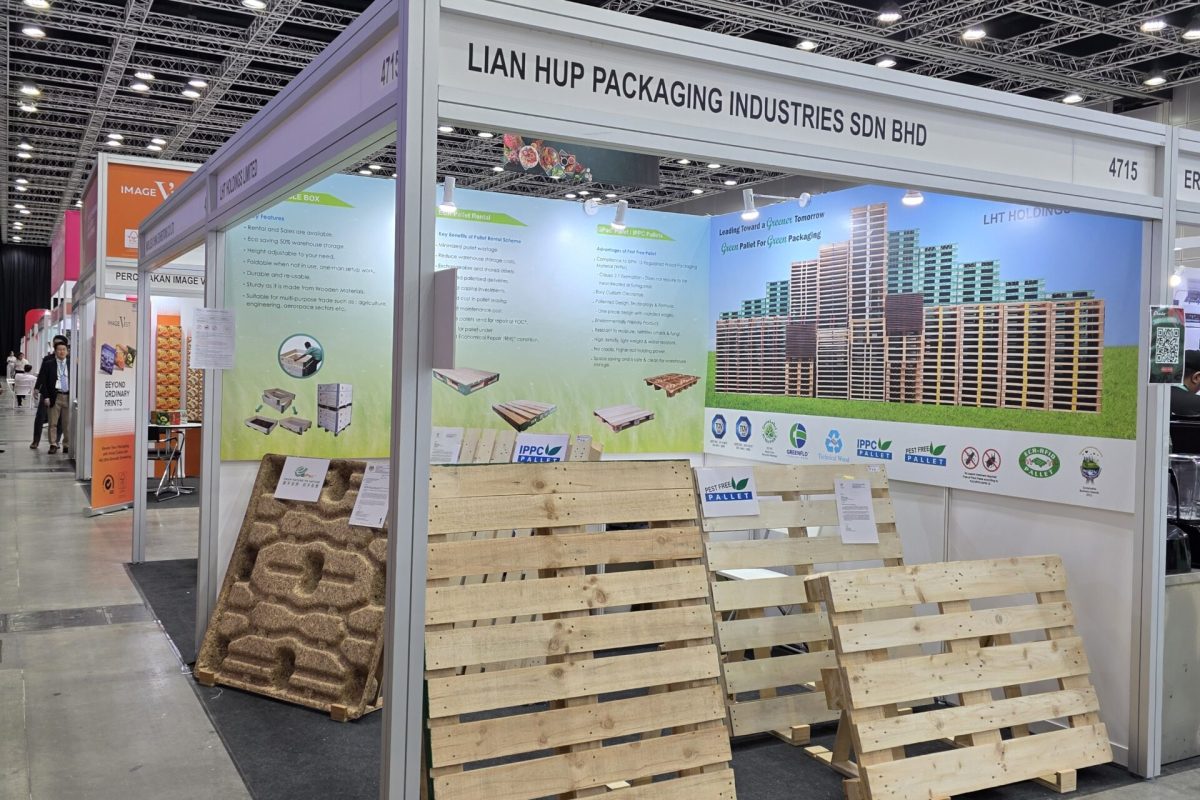 1. LHT Booth